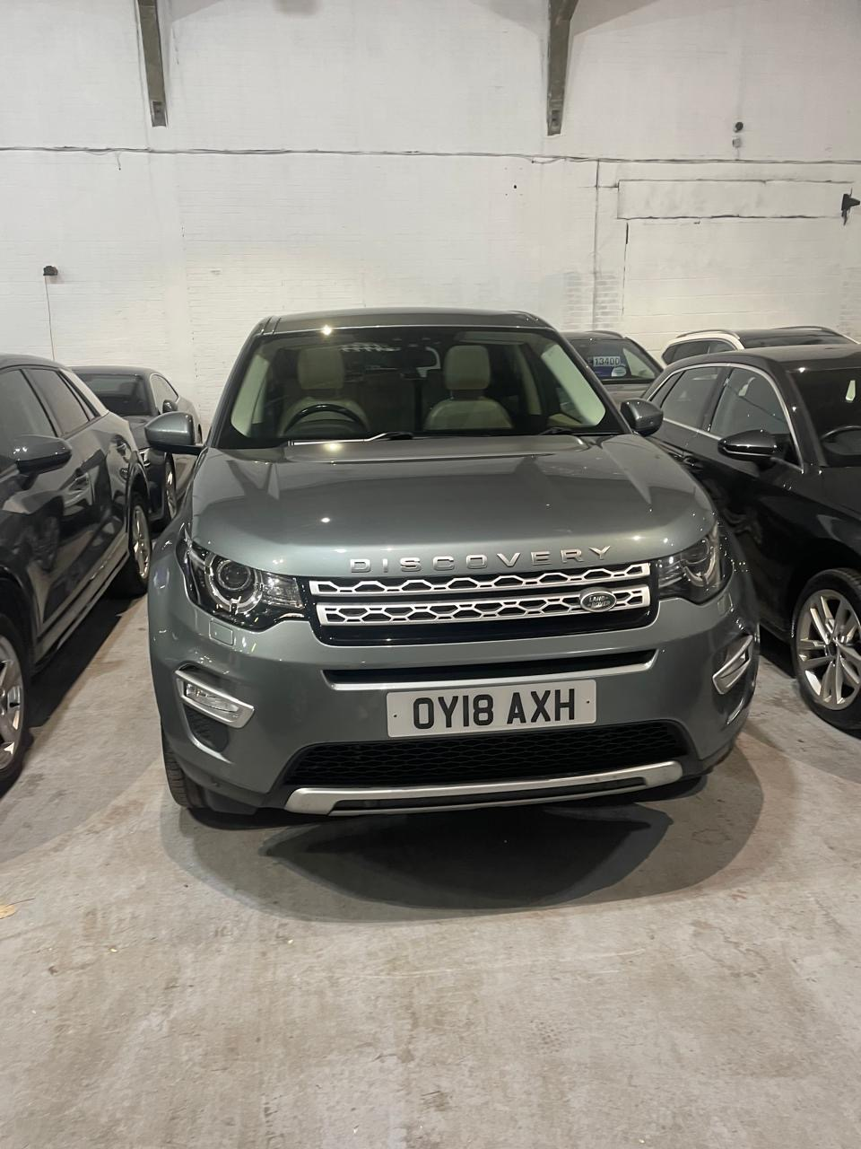 Land Rover Disco-Y Sport Luxury HSE TD4 A - Photo