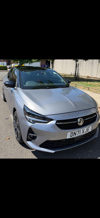 Vauxhall Corsa E SRI Premium - Photo