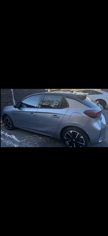 Vauxhall Corsa E SRI Premium - Photo