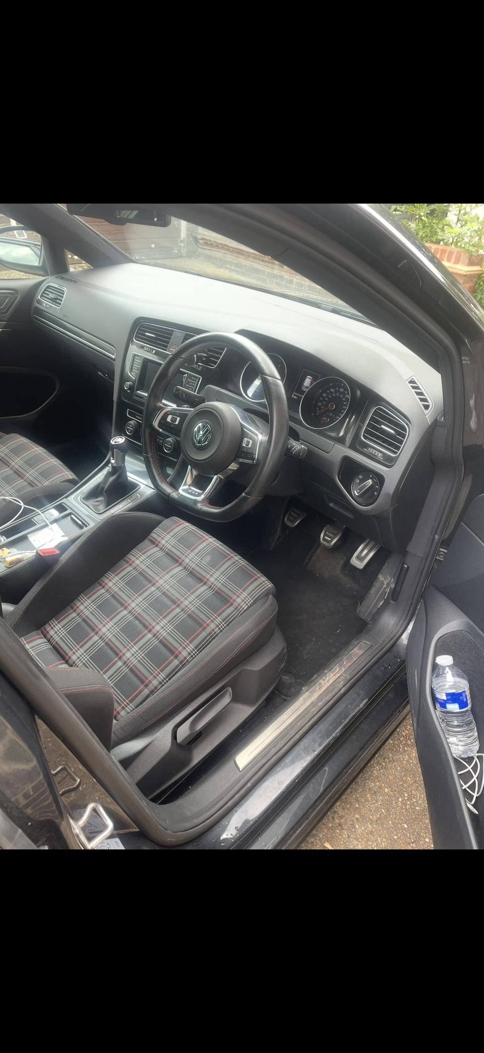 Volkswagen Golf - Photo