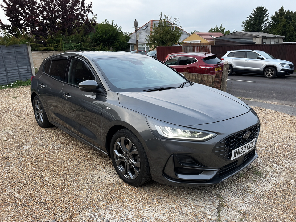 Ford Focus - Photo