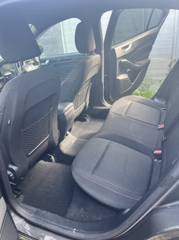 Ford Focus - Photo