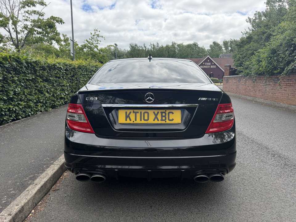 Mercedes-Benz C - Photo
