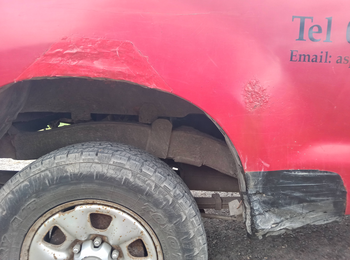 Toyota Hilux HL2 4X4 - Photo