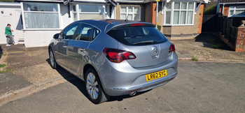 Vauxhall Astra - Photo